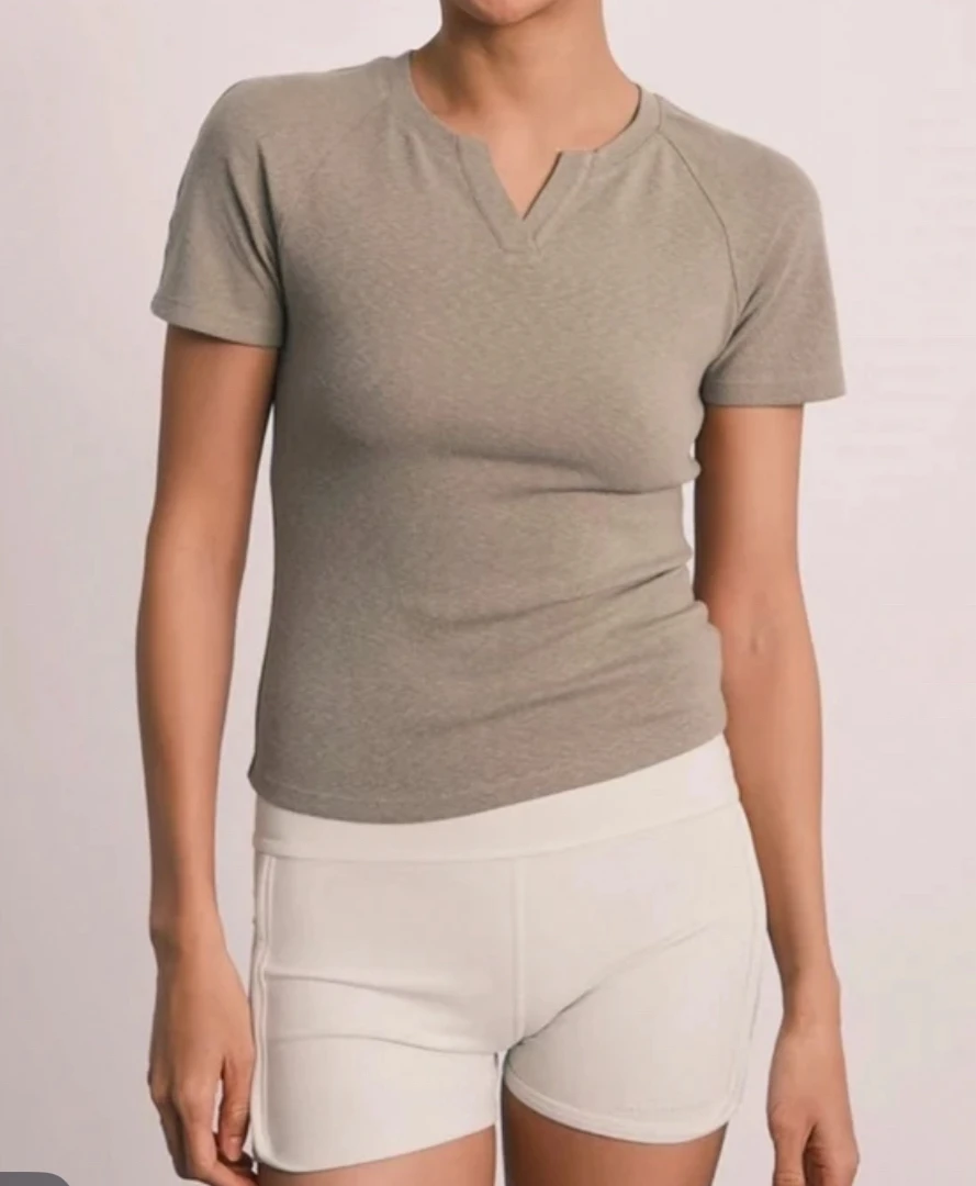 【丁丁】lu姜黄色V领上衣半袖1073