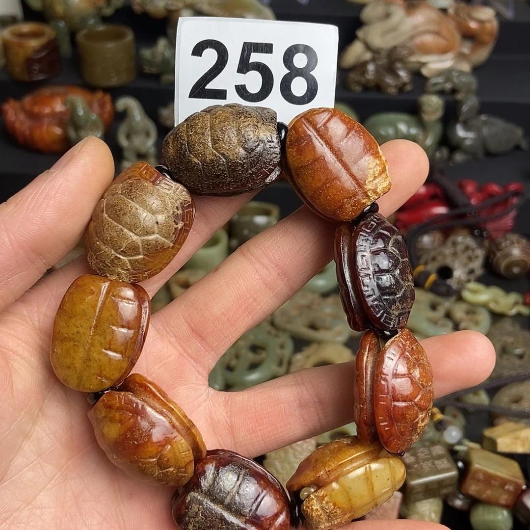 和田玉（糖玉）饰品未镶嵌云****9