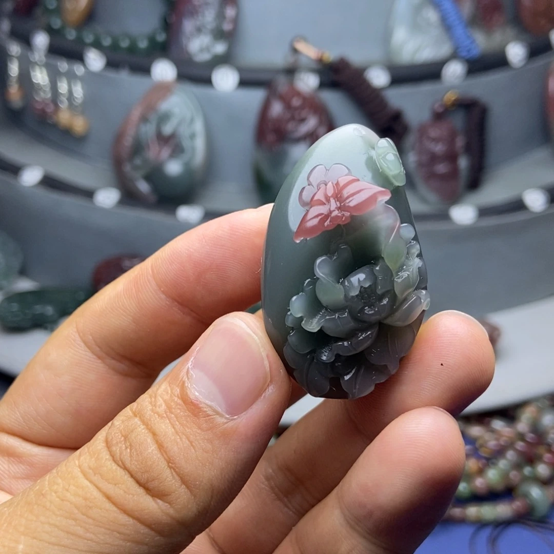 玛瑙/玉髓颈饰未镶嵌