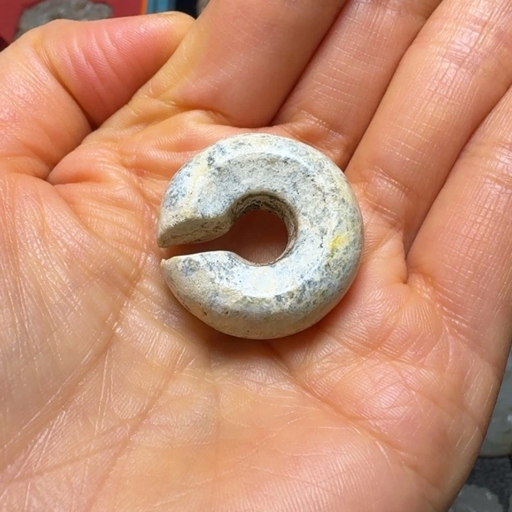 莲***莉和田玉（糖玉）未镶嵌挂件