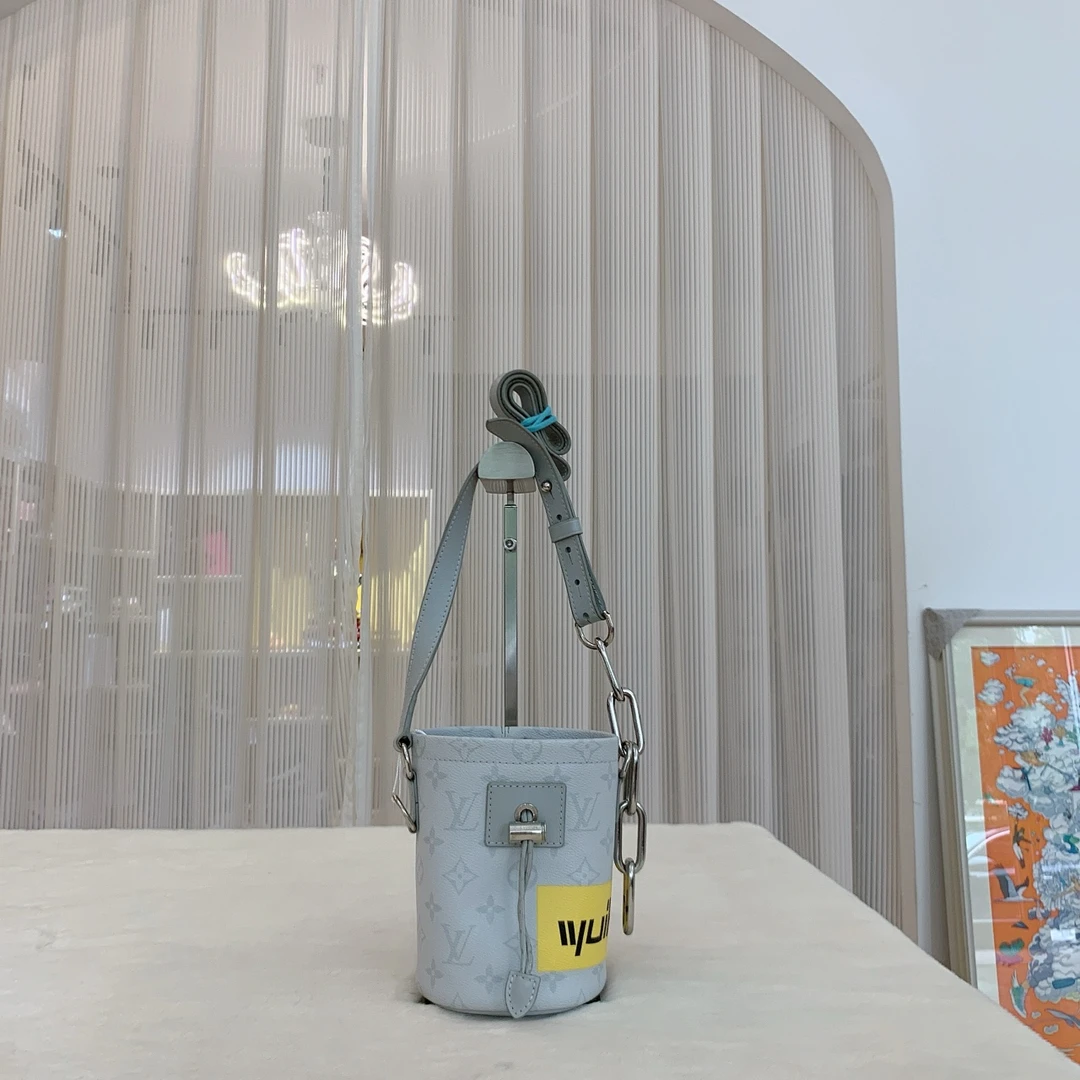 95新 LouisVuitton/路易威登 路易威登 A862