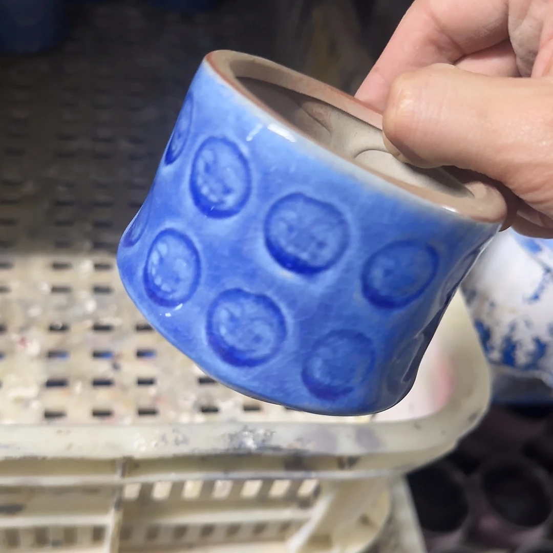 福利局库存尾单·有孔花盆当天满9元发3034