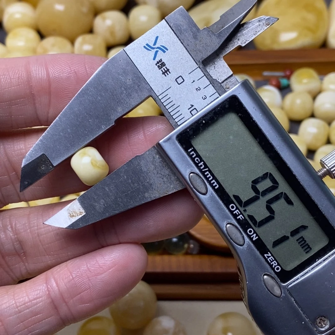 蜜蜡琥珀画未镶嵌