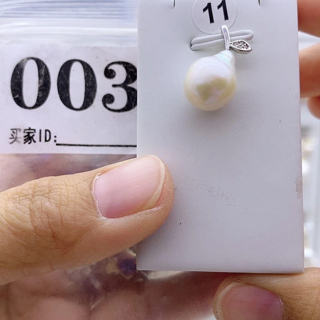 颈饰淡水珍珠钛钢