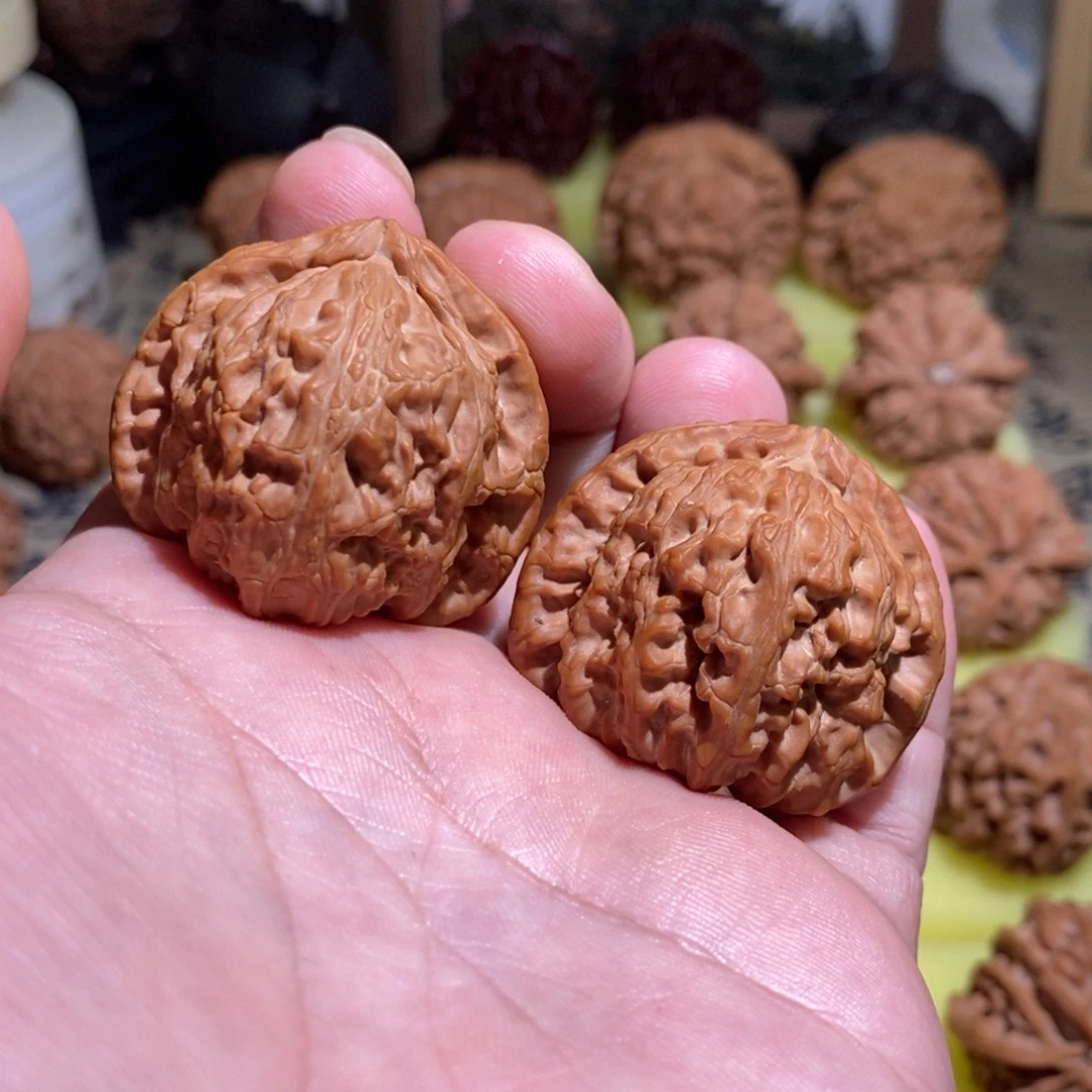 玛***卡核桃手串/手链白狮子全品