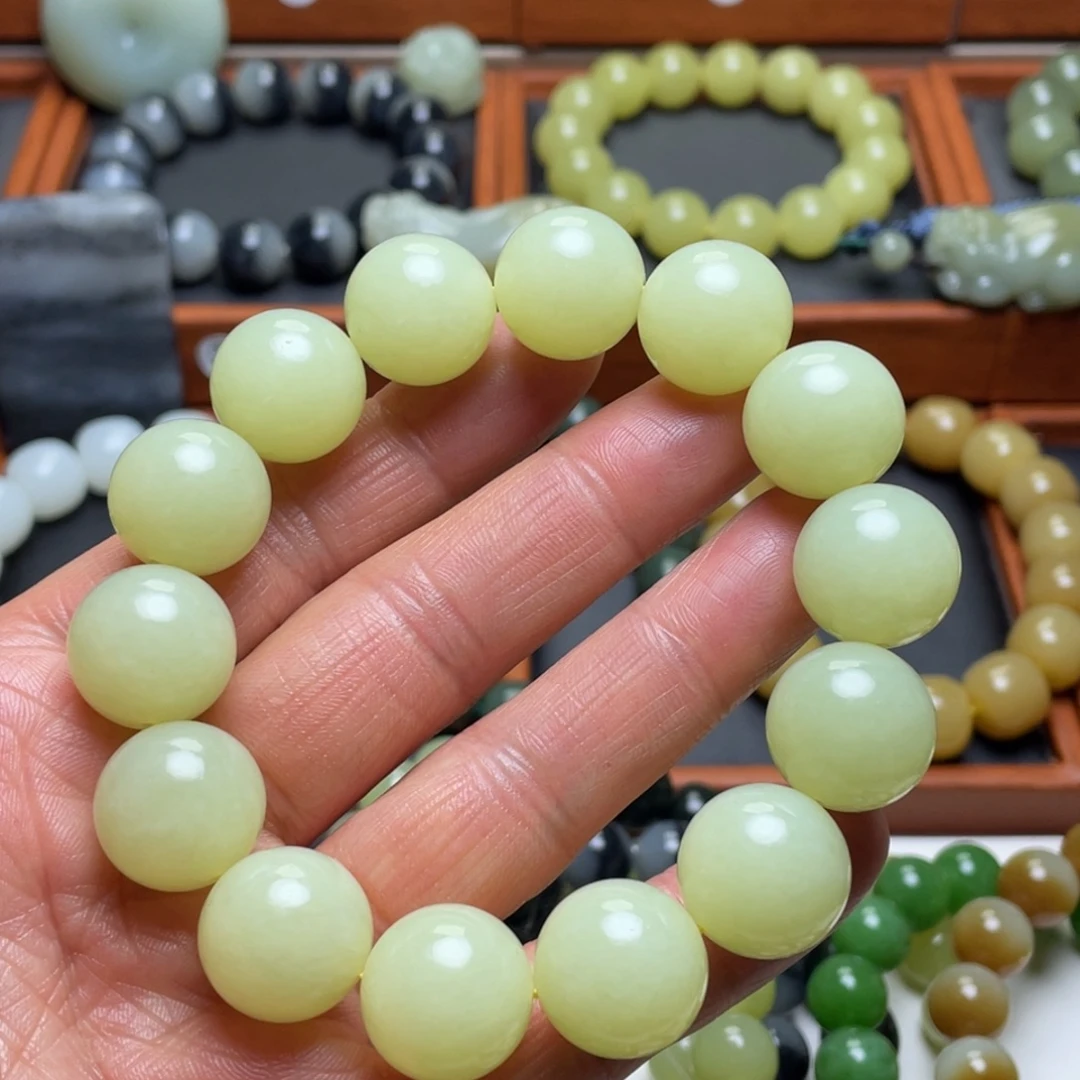 和田玉未镶嵌手串