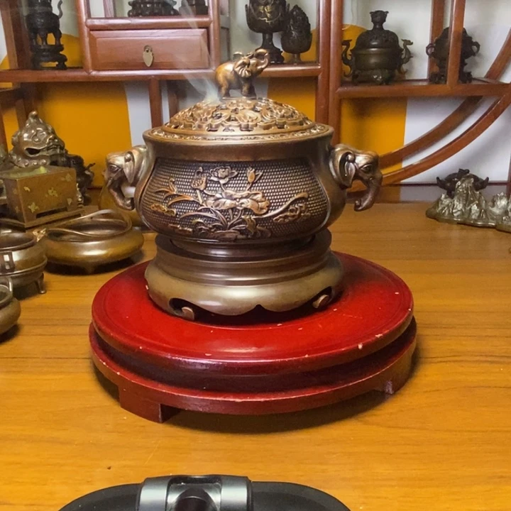 精炼铜铜炉厂区位于江苏苏州