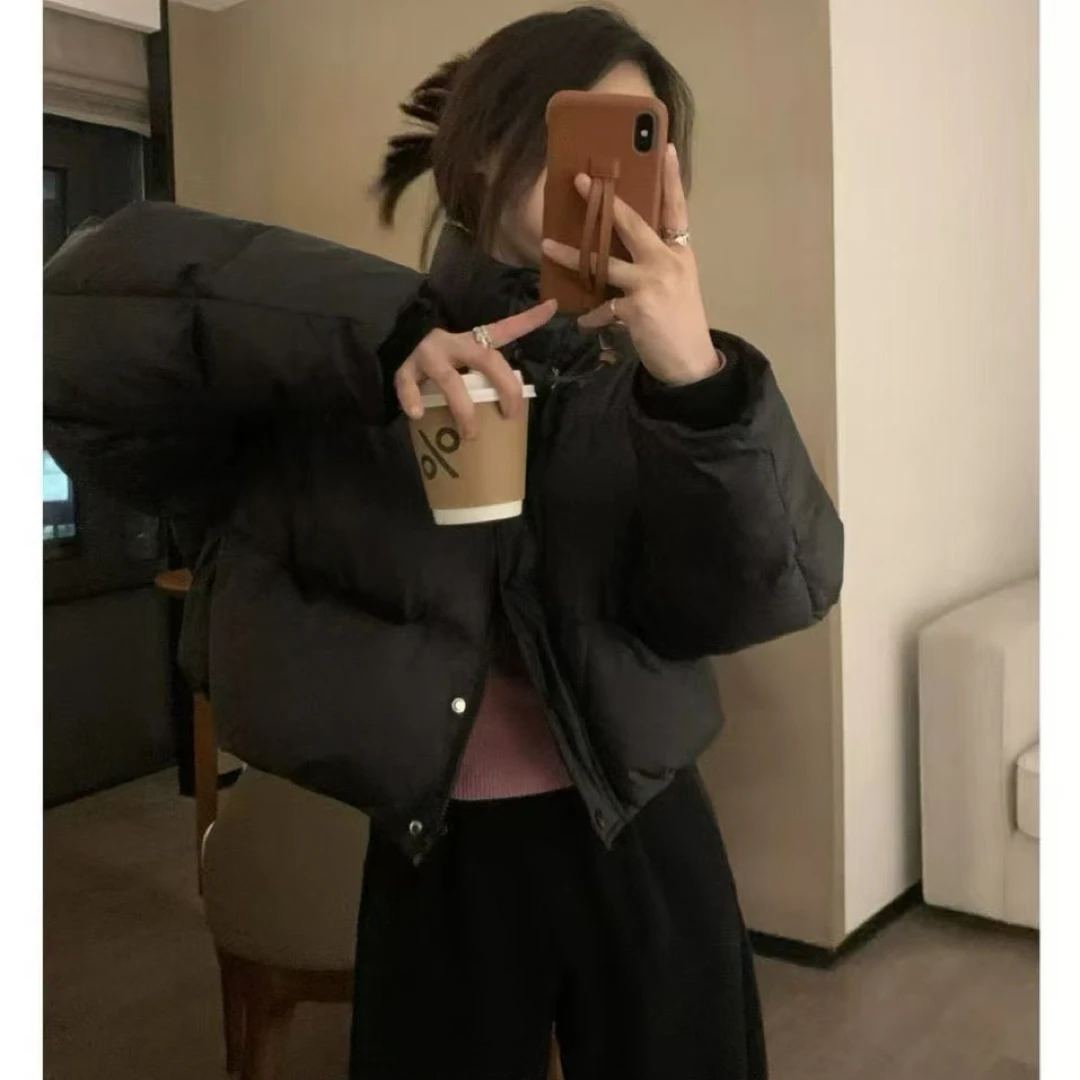 巨显比例 短款肯豆羽绒服女