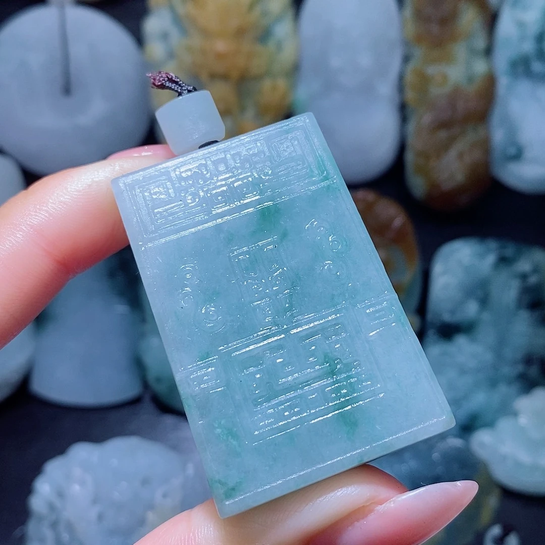 定制翡翠未镶嵌翡翠