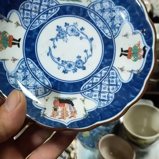 碗L****a瓷器活动的人了吗？