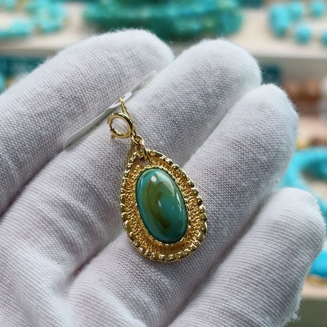 绿松石未镶嵌珠宝奇石