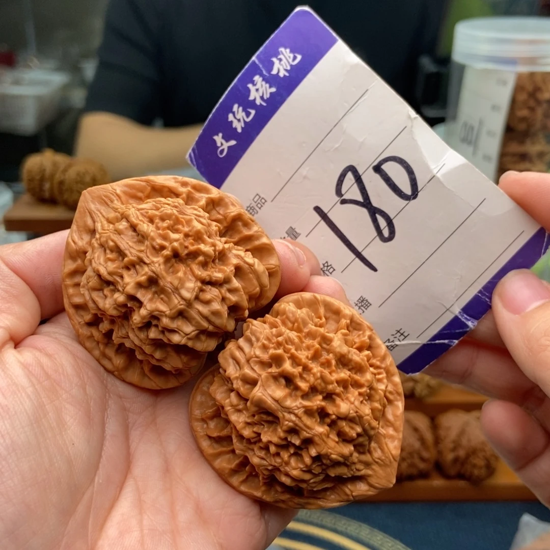 文玩核桃把件46官帽