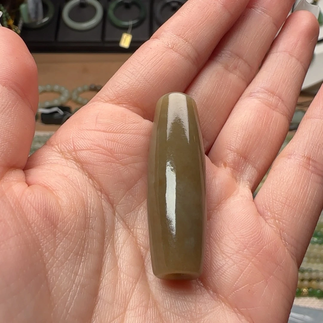 馨***林和田玉未镶嵌颈饰