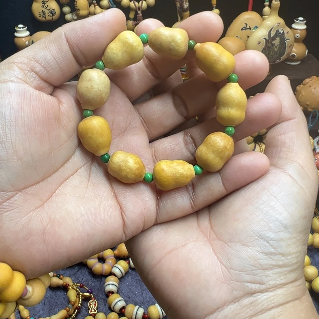 Z***D草里金花叶手串9颗