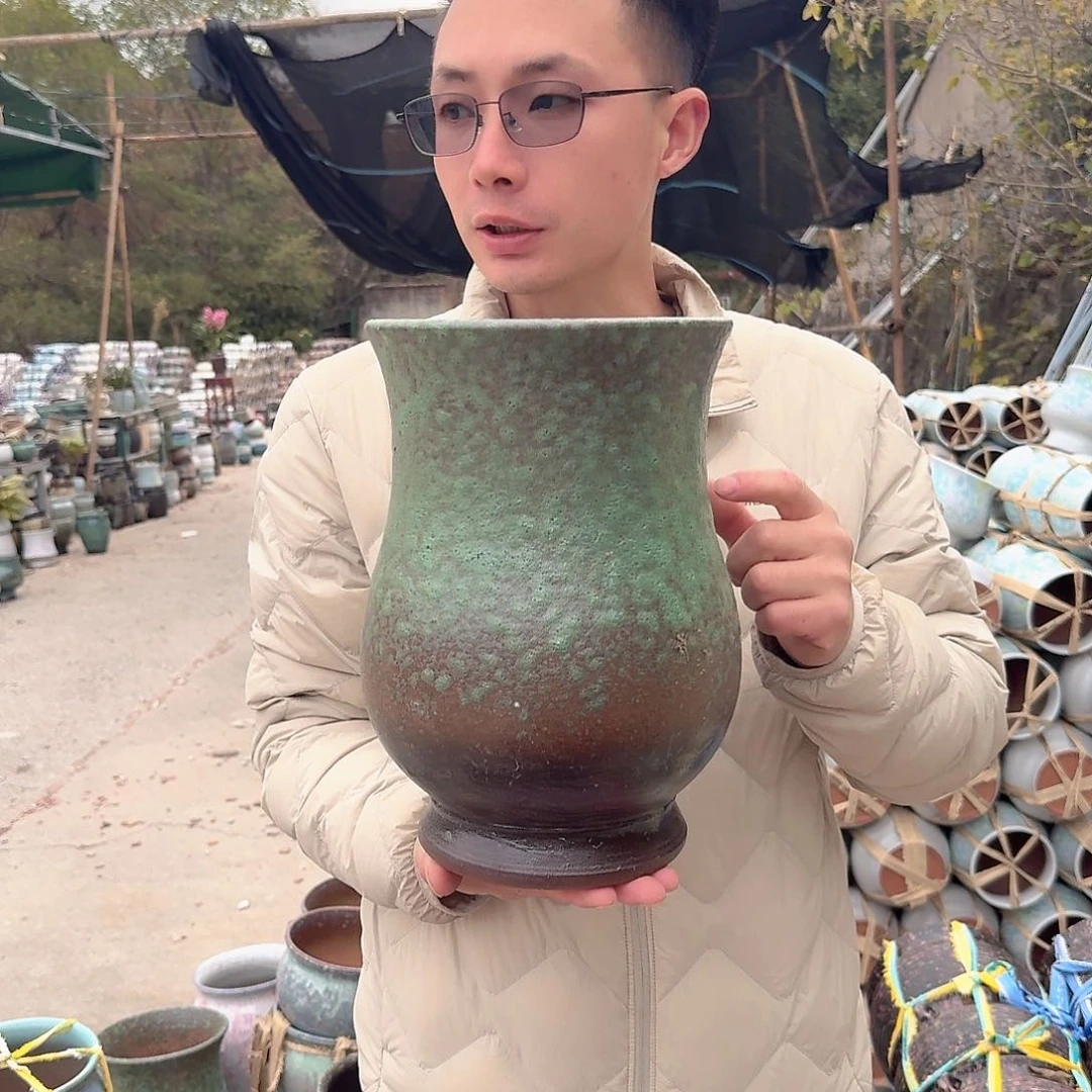 紫砂花盆口19高30（一个葫芦牛油果