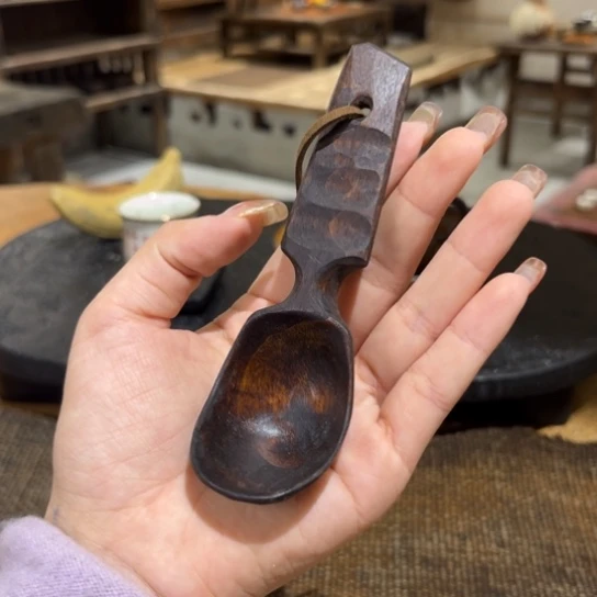 景德镇鱼和熊手工陶艺