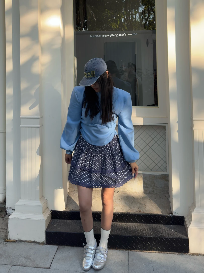 吉吉【自在松弛】新款设计感侧褶皱后开叉百搭休闲卫衣#2503 C56