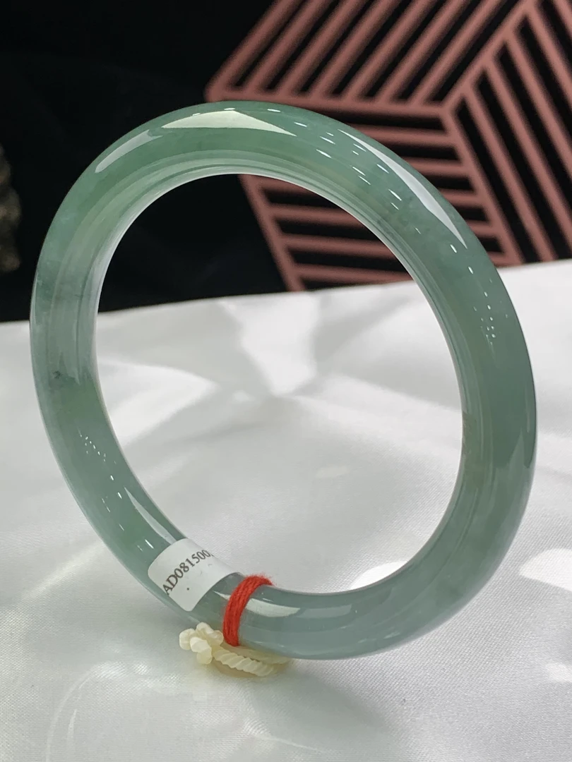 天然A货翡翠手镯圆条尺寸56.7*8.9料老颜色清爽油青