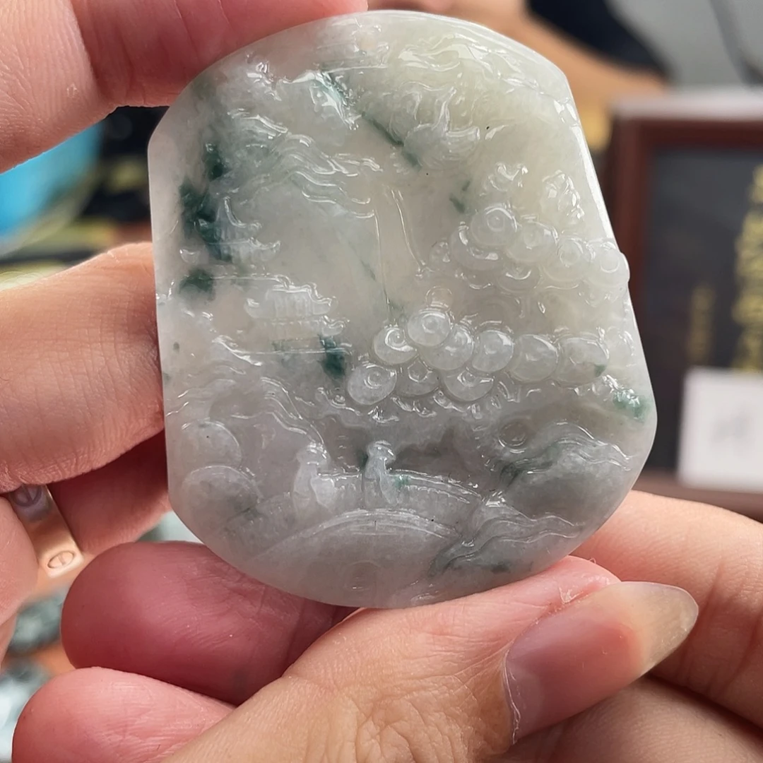 翡翠未镶嵌颈饰翡翠