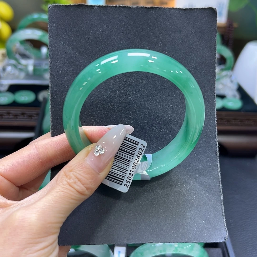 石英质玉（非洲翠）未镶嵌手镯56-57