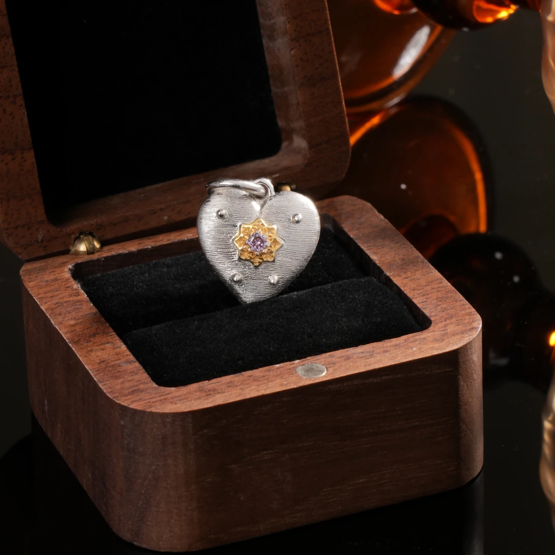 吊坠925银合成锆石 制道珠宝拉丝爱心吊坠男女