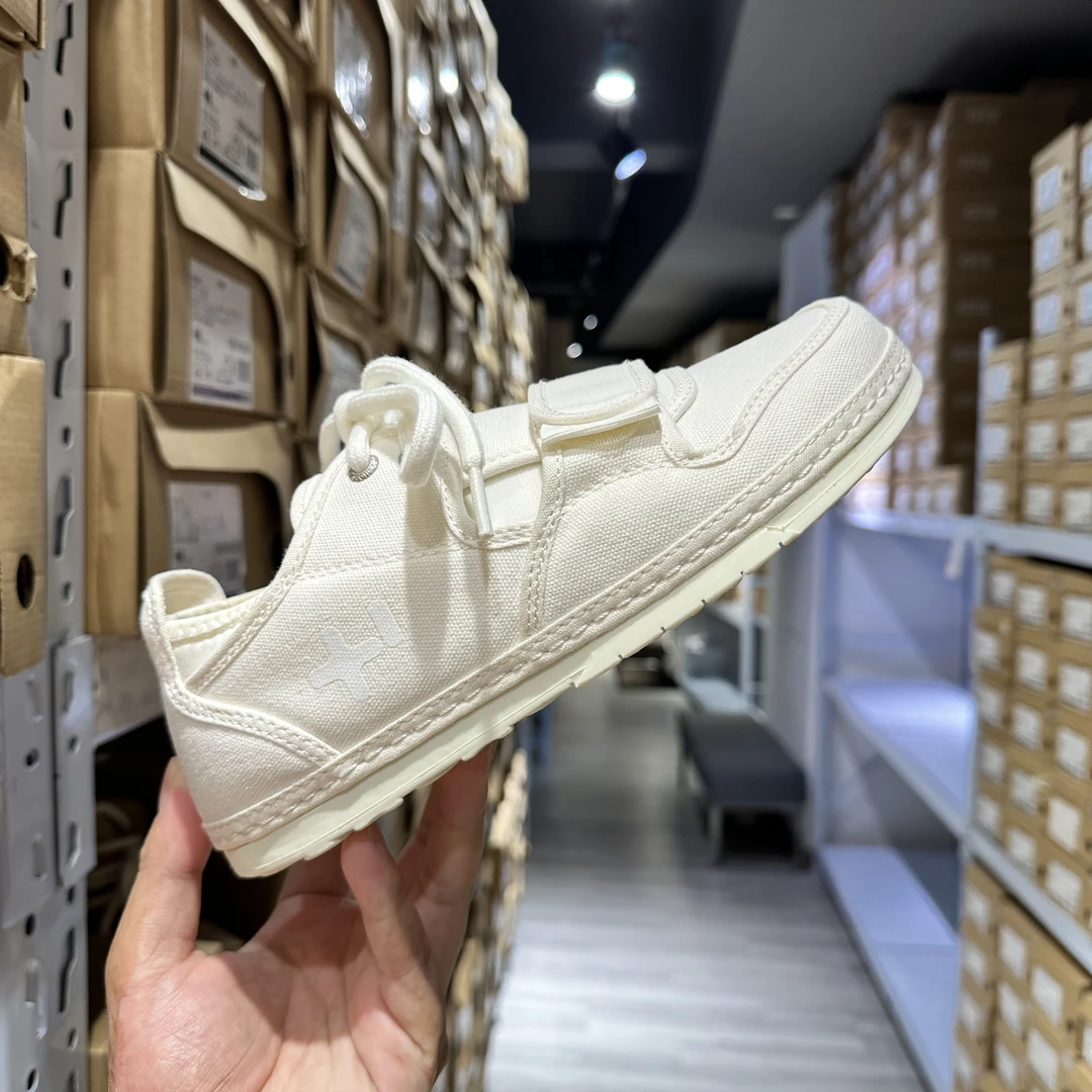 O家薄底时尚休闲小白鞋（默认微瑕）