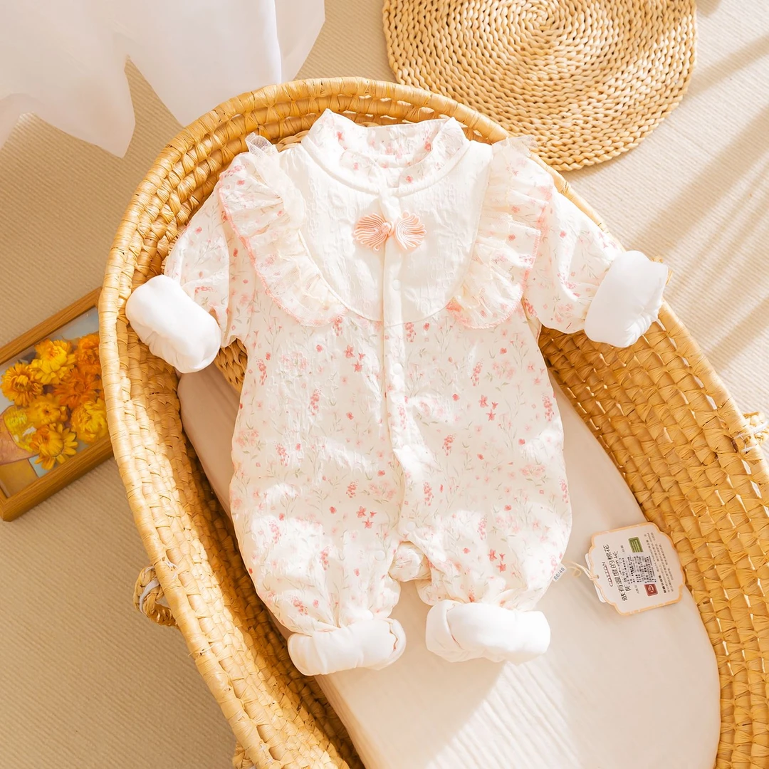 秋冬季婴儿衣服夹棉连身衣女宝宝哈衣外出服薄棉衣棉服外穿套装