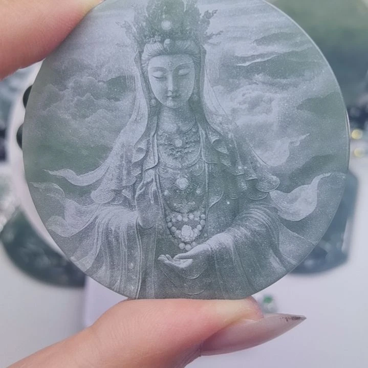 翡翠颈饰未镶嵌天然的A货翡翠多样性发货