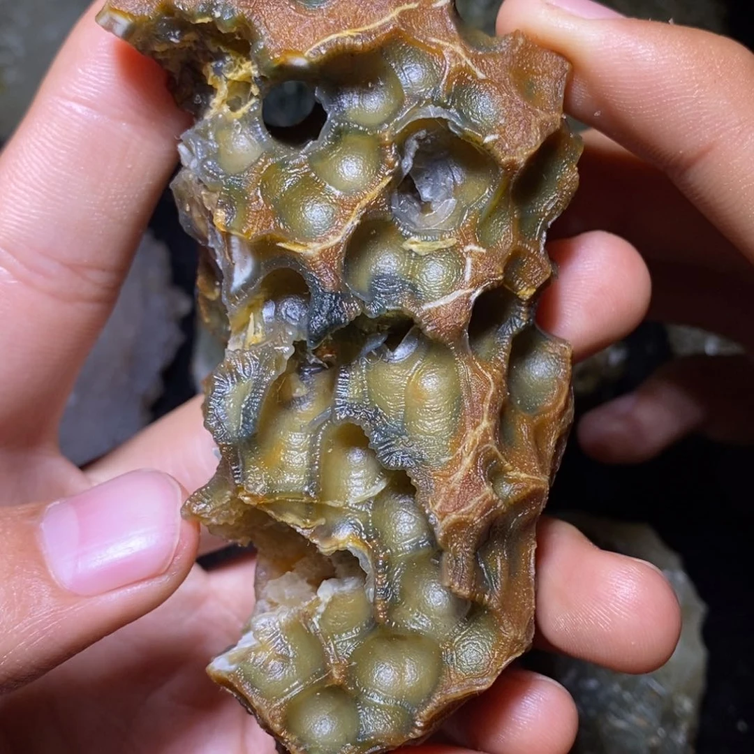 石材天然的石头黑山