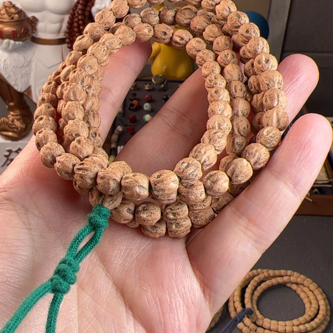 柏香籽/百香籽吊坠未**?