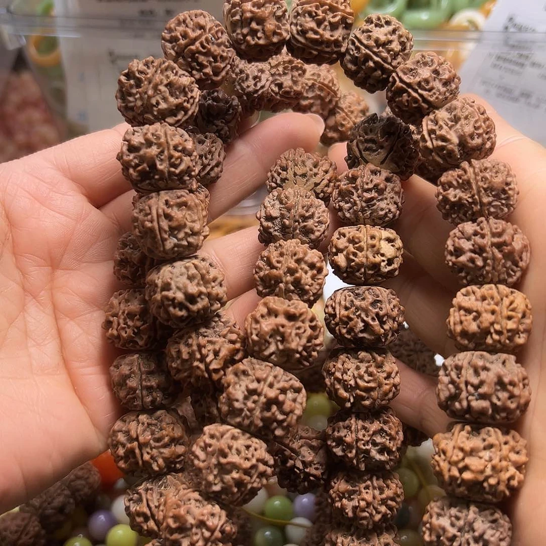 白玉菩提吊坠长串刚1条