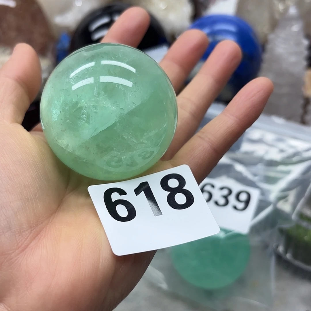 水晶大型摆件（非配饰）未镶嵌