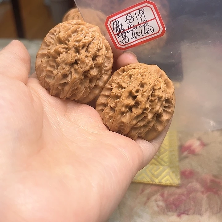 文玩核桃把件非嫁接马老四