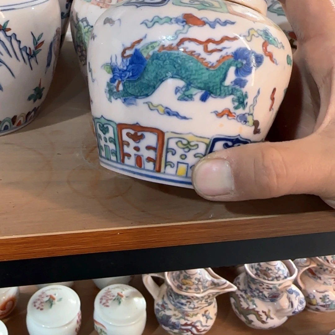 瓷片瓷器的和陶器都具有独特