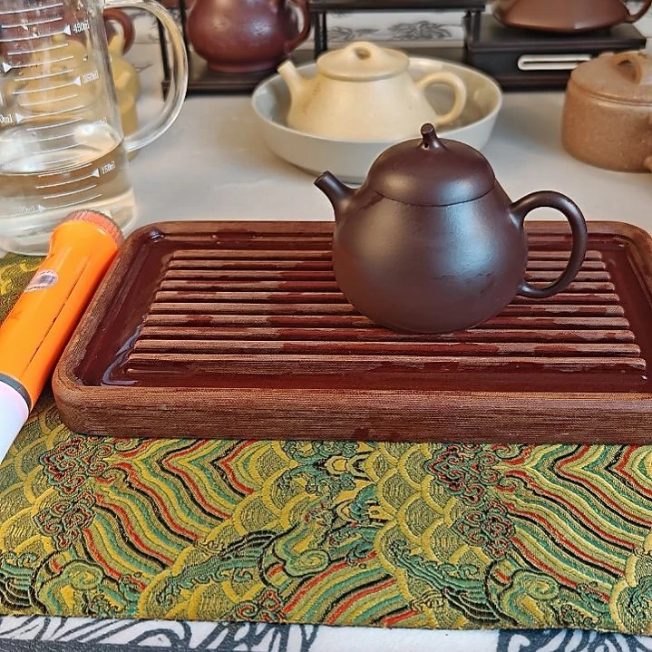 紫砂茶壶紫茄泥光素茄瓜
