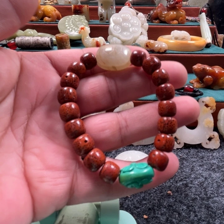 和田玉（糖玉）未镶嵌挂件