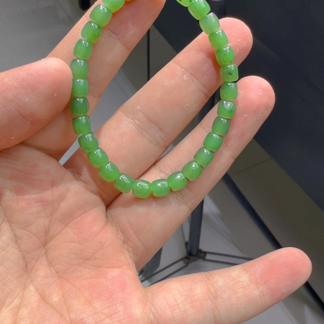 手链未镶嵌和田玉（碧玉）