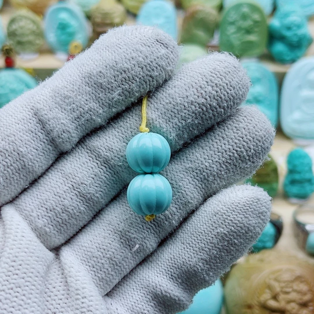 绿松石未镶嵌珠宝奇石