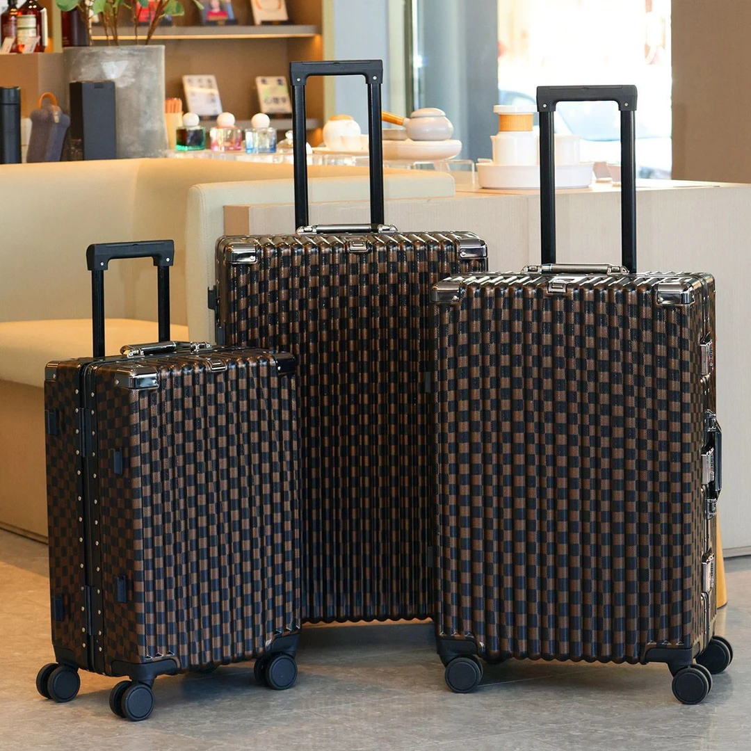 【赠送防尘箱套】行李箱男新款棋盘格学生密码箱女20可登机26寸大
