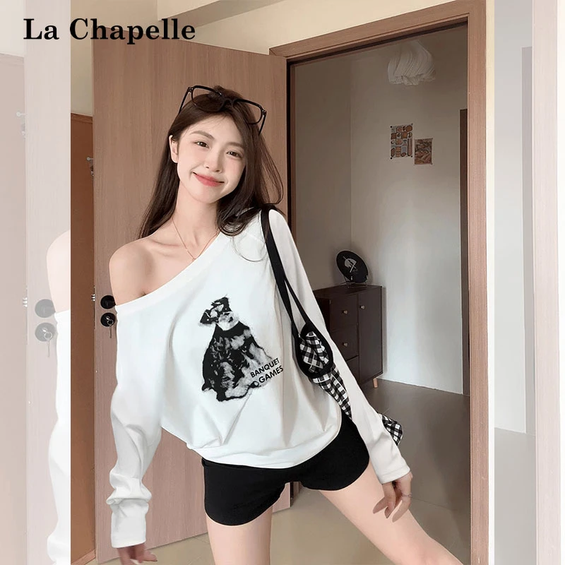 拉夏贝尔韩系小狗印花斜领露肩长袖T恤女秋季慵懒风宽松绝美上衣