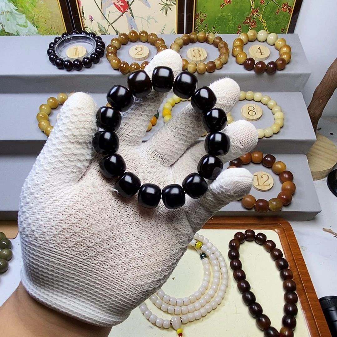 姜***儿菩提根/象牙果吊坠