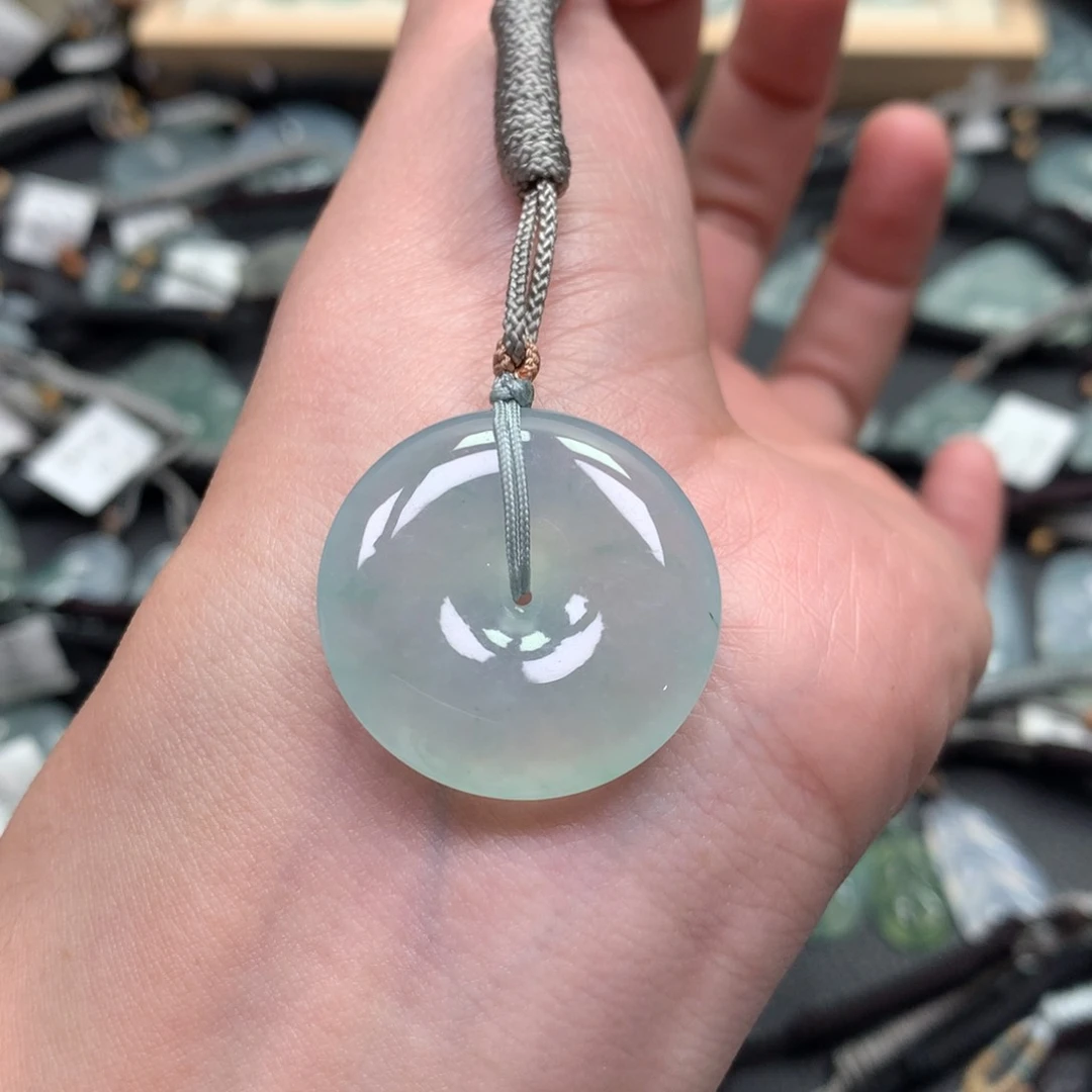 翡翠颈饰未镶嵌00000000000