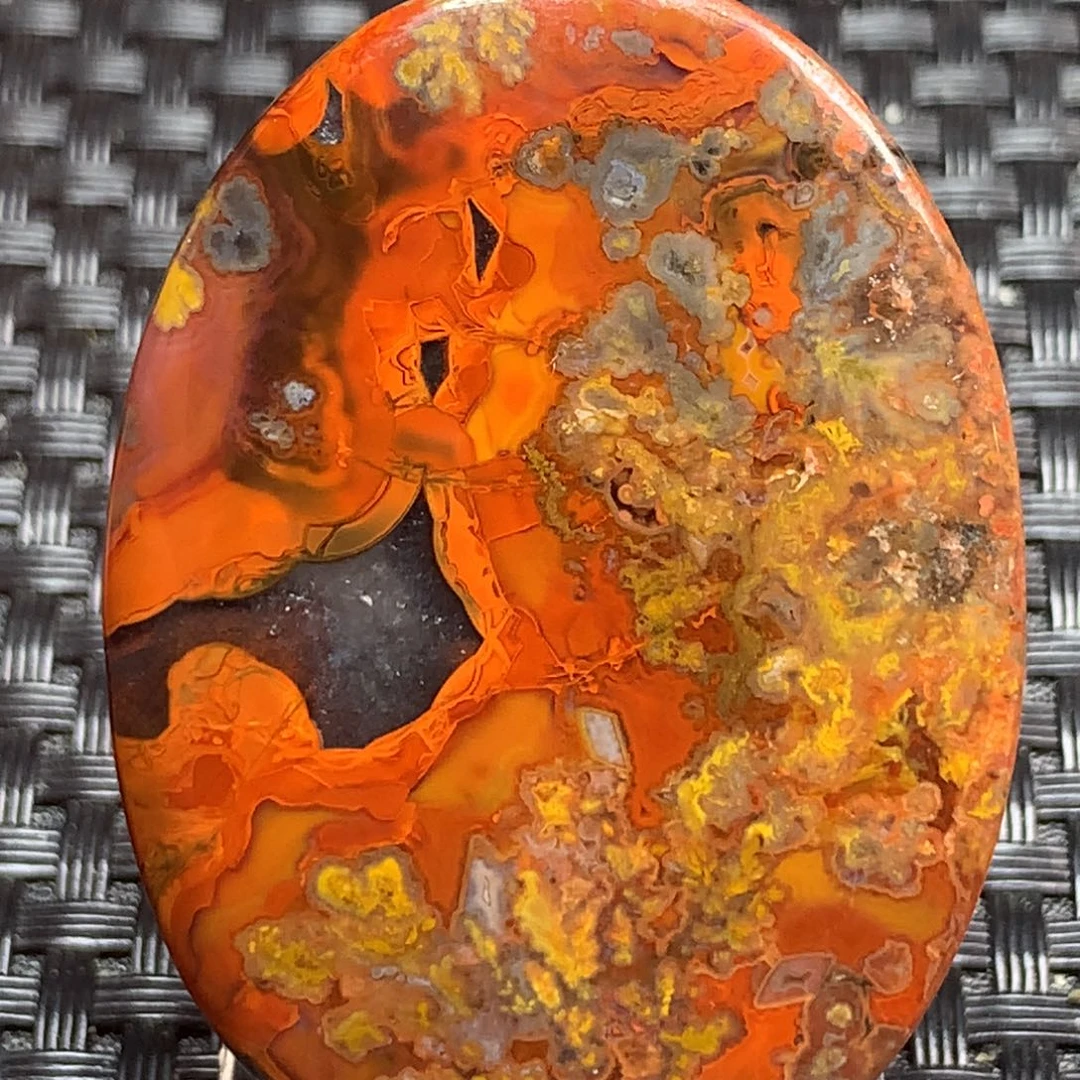 玛瑙/玉髓吊坠未镶嵌维*