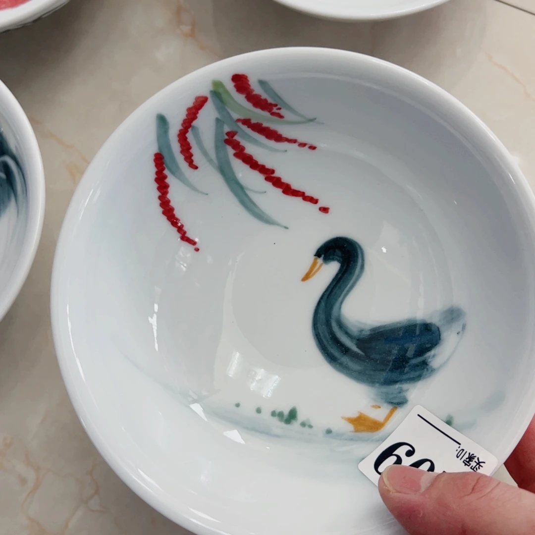 景德镇陶瓷手工手绘制作