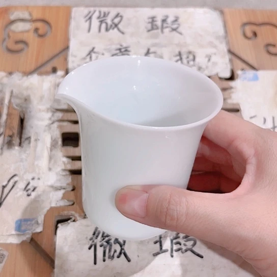 微瑕介意的勿拍,喜欢再下单,谢谢支持