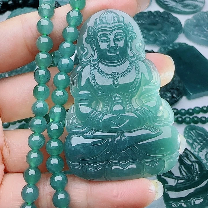 翡翠未镶嵌颈饰多样性发货天然的A货翡翠