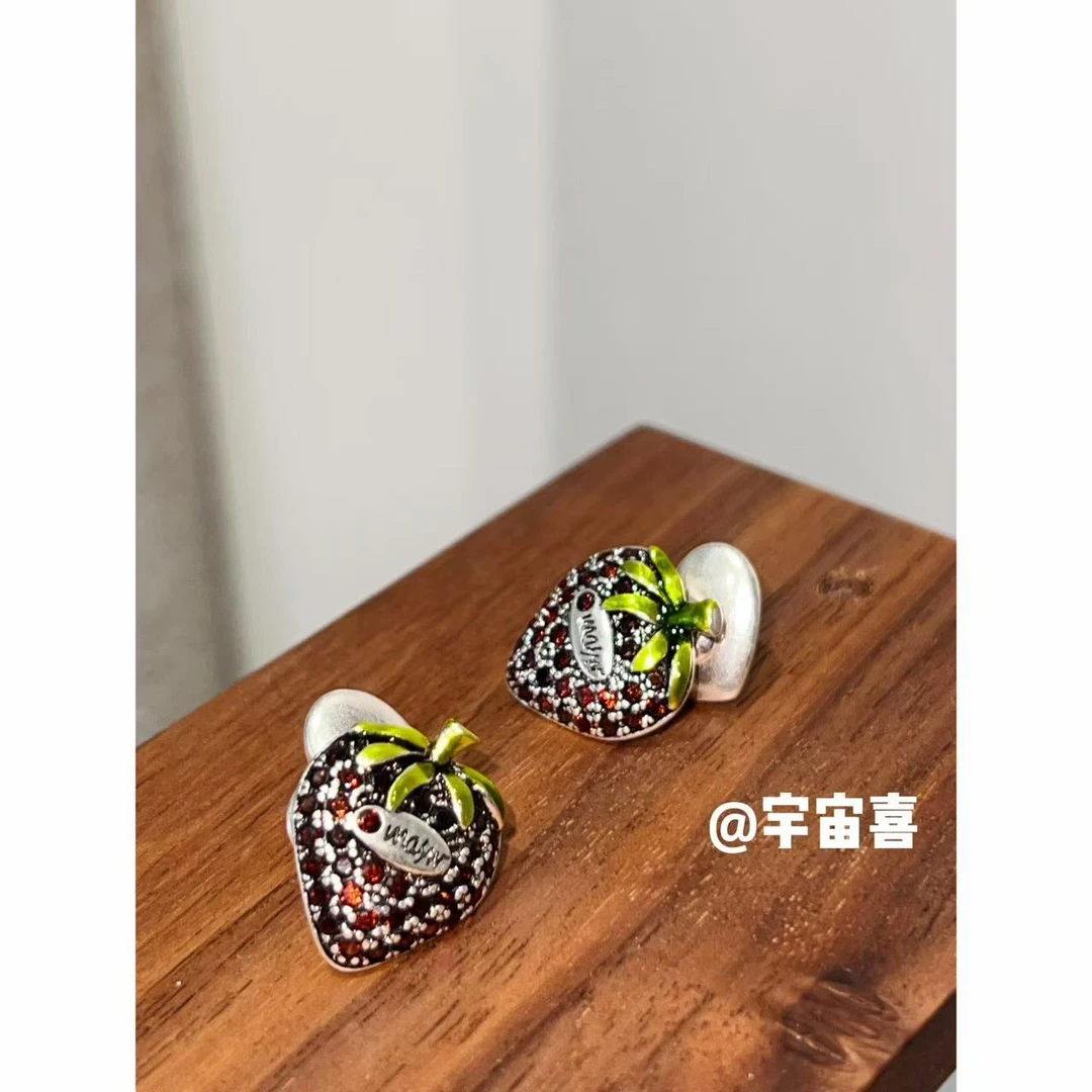 铜合金锆石耳饰  Q2-016【古银色迷你草莓红锆珐琅前后耳钉】