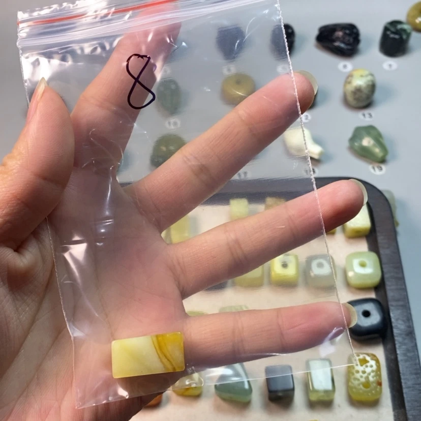 【闪购商品】蛇纹石玉颈饰合金K**Y