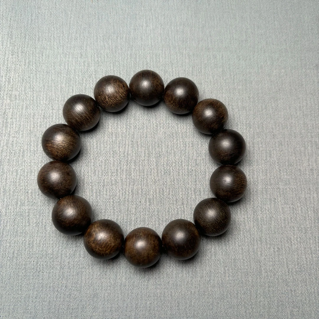 DZM038 沉香圆珠手串尺寸约16mm 多样性发一件