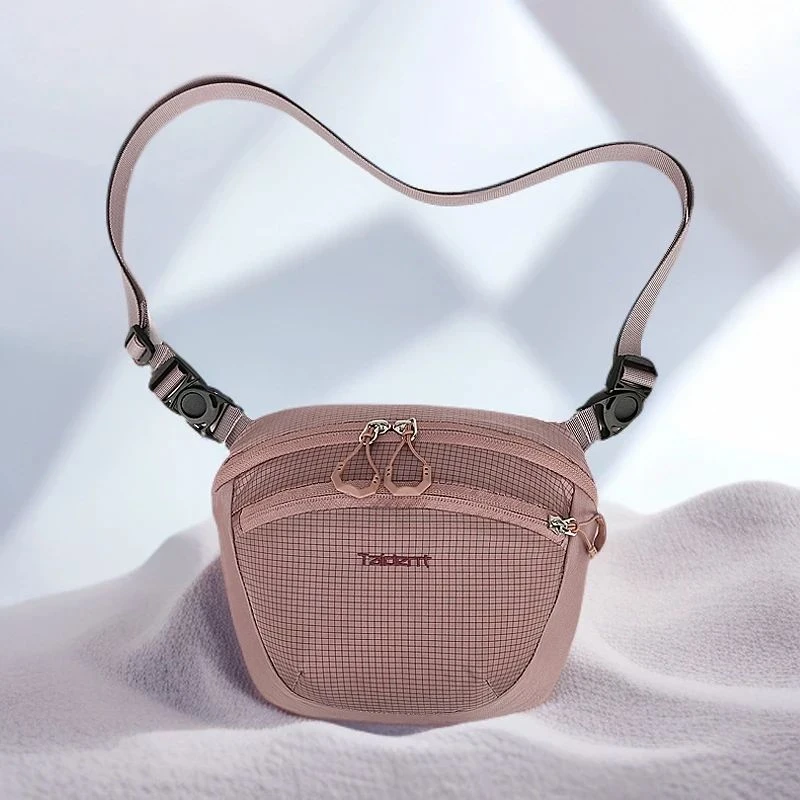 男女同款斜挎包轻便休闲包单肩包通勤随身包户外拎包防水旅游包